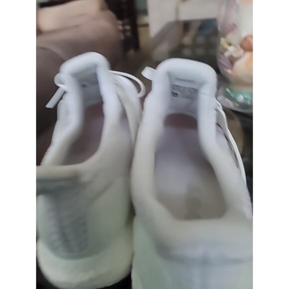 adidas Men's UltraBoost 4.0 DNA Cloud Triple White Sz 14 Running Sneakers - Picture 8 of 14